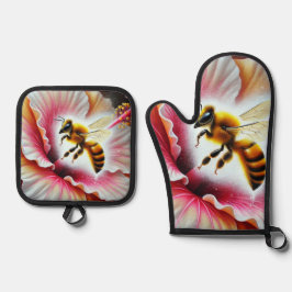 Set De Manoplas La abeja poliniza una flor hibiscus floreciente