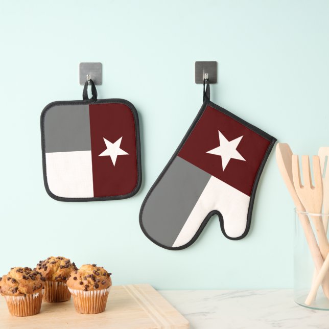 Set De Manoplas Maroon y la bandera del estado de Texas gris (Insitu (colgante))