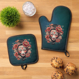 Set De Manoplas Máscara japonesa decorada con flores.
