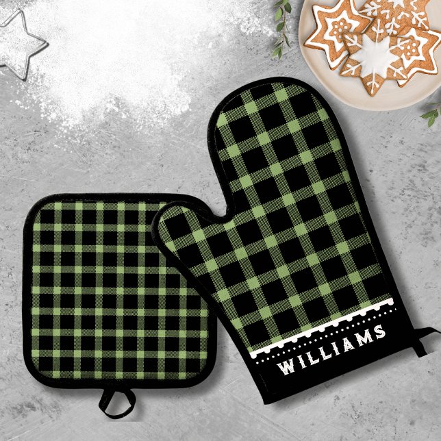 Set De Manoplas Monograma Rústico Placa Verde (Monogram Rustic Green Plaid Oven Mitt & Pot Holder Set)