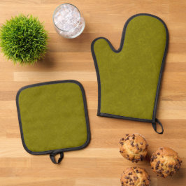 Set De Manoplas Olive green surface with subtle swirling pattern