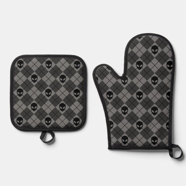 Set De Manoplas Patrón Argyle Alien Negro y Gris (Anverso)