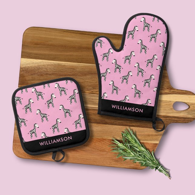 Set De Manoplas Patrón de cebra rosa (Pink Zebra personalized oven mitt and pot holder set)