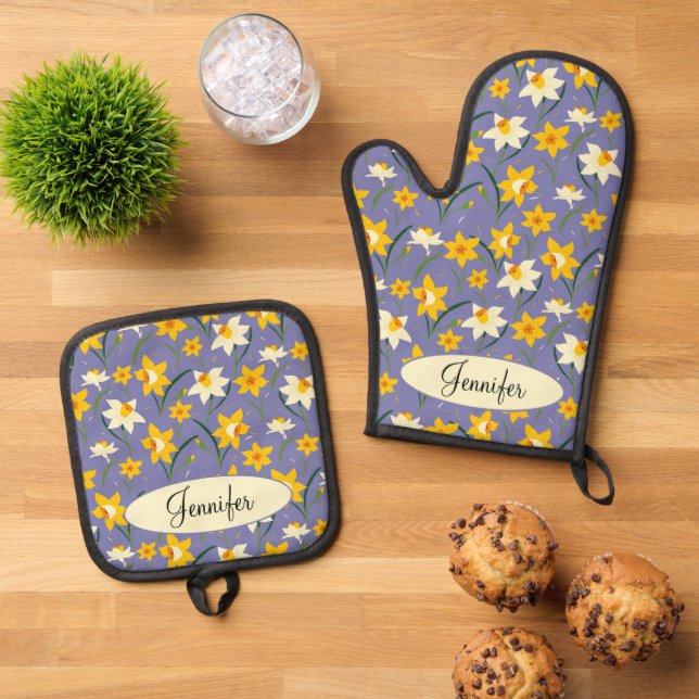 Set De Manoplas Patrón de flor de Daffodil floral con nombre perso (De arriba hacia abajo)