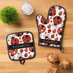 Set De Manoplas Patrón de Ladybugs, Ladybugs Rojos, Tu Nombre
