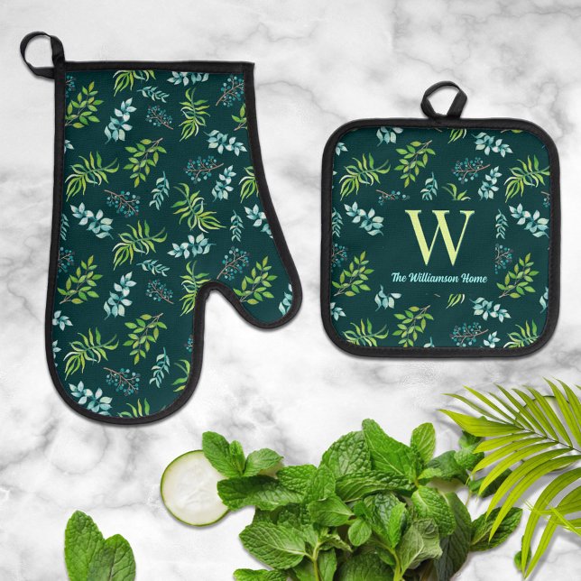 Set De Manoplas Pretty Watercolor Dark Floral Personalized  (Subido por el creador)