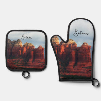 Set De Manoplas Roca de café nublado en Sedona Arizona