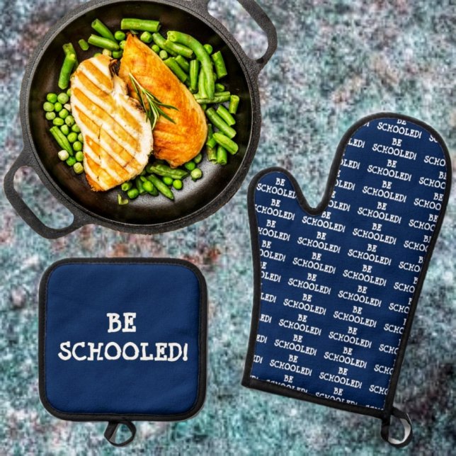 SET DE MANOPLAS ¡SEA ESCOLAR! (This oven mitt & Pot Holder Set, makes a great gift for college student, or teacher!)