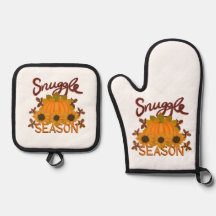 "Temporada de acurrucarse" Oven Mitt y Pot Holder 