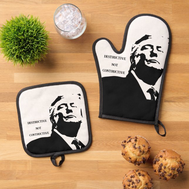 Set De Manoplas Trump/Destructive Oven Mitt & Pot Holder (De arriba hacia abajo)