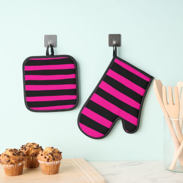 Set De Manoplas Uneven Stripes - Magenta and Black (Insitu (colgante))