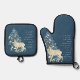 Set De Manoplas Wild Deer Footprints in Snow – Winter Nature Art