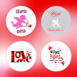 Set De Posavasos Feliz Día de San Valentín - Variedad |<br><div class="desc">Celebre el amor por cada sip con este juego de montaña rusa de San Valentín. Añade encanto a tu mesa con este conjunto de cuatro gallos El día de San Valentín. Con una variedad de dulces y románticos diseños en un crujiente fondo blanco, cada montaña es una celebración de amor....</div>