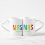 Set De Tazas De Café Señora y señora nombres del arco iris del<br><div class="desc">Los pares lindos asaltan para un par casado con la SEÑORA SEÑORA en colores del arco iris.</div>