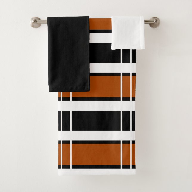 Set de toallas de baño de plástico y blanco (In situ)