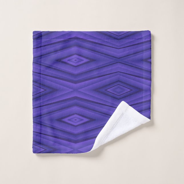 Set of two purple towels featuring geometric  (Toallita)