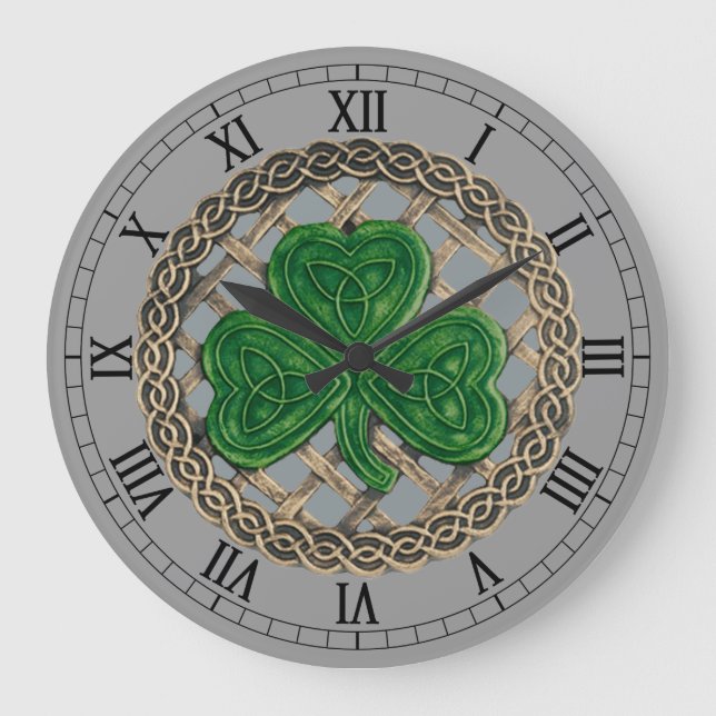 Shamrock gris y nudos celtas reloj numérico romano (Anverso)