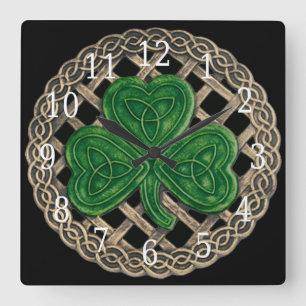 Shamrock negro y nudos celtas reloj cuadrado