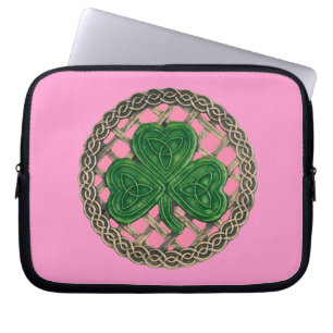 Shamrock rosa en la funda de la laptop Knots celta