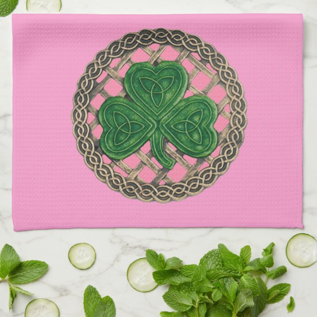 Shamrock rosa en toalla de cocina de nudos celtas (Doblado)