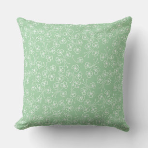 Shamrock White Outlines sobre almohada verde, Cush