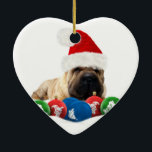 Shar Pei en el ornamento del corazón del gorra de<br><div class="desc">Shar Pei en el ornamento del corazón del gorra de Santa</div>
