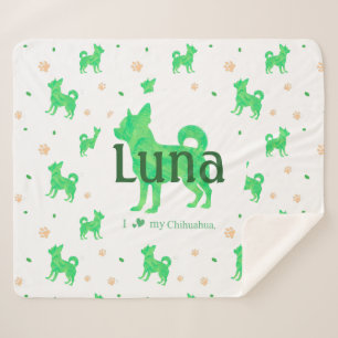 Sherpa Manta con silueta de chihuahua verde pastel person