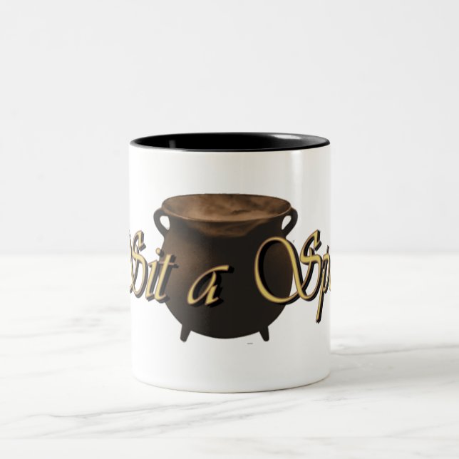 siente una edición de oro de la taza del encanto (Centro)