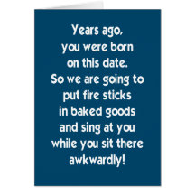 Siéntese allí torpe mientras que cantamos la