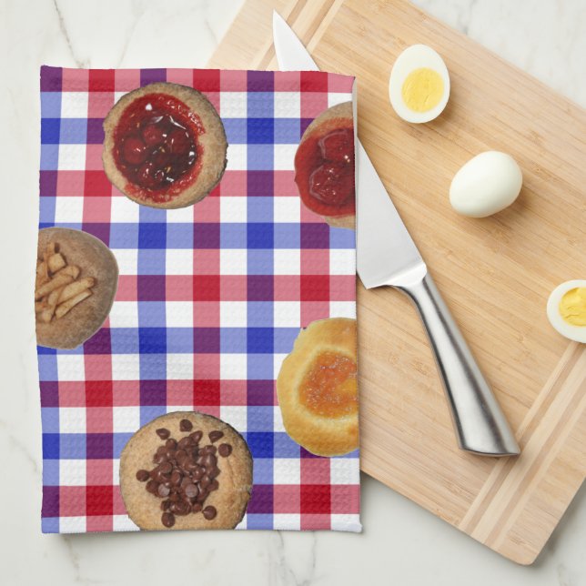 Siete kolaches en toalla de cocina de Cheques chec (Doblado Cuarto)