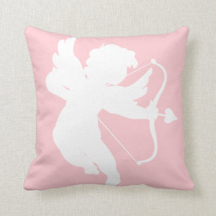 Silueta de cupido sobre Cojín decorativo rosado