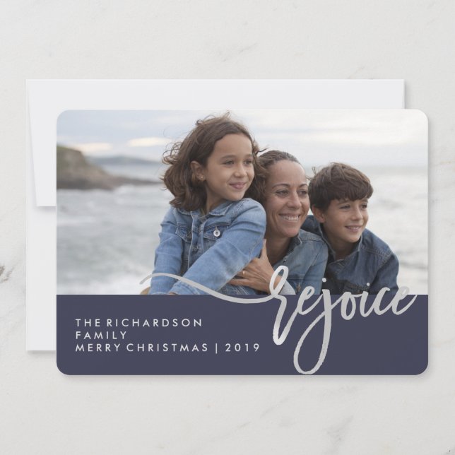 Silver Rejoice | Tipografía moderna azul con foto (Anverso)