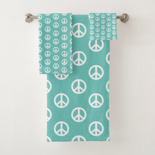 Símbolos de paz blancos vintage en Verde azulado