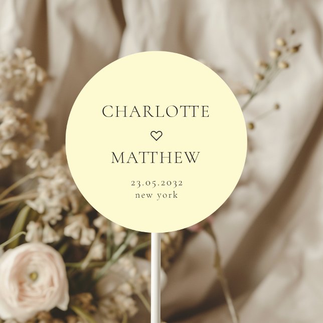 Simpel, mínimo, boda cardíaco Pegatina redondo (Simpel, minimal, yellow, heart wedding Round Sticker.)