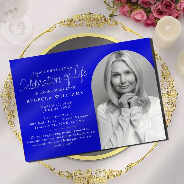 Simple celebración azul real de invitaciones a la  (Subido por el creador)