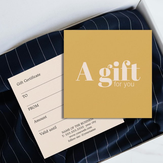 Simple Elegant Golden Yellow Beige Festive  (Subido por el creador)