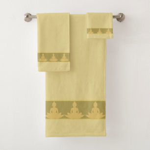 Simple, elegante, moderno Buda dorado sobre beige