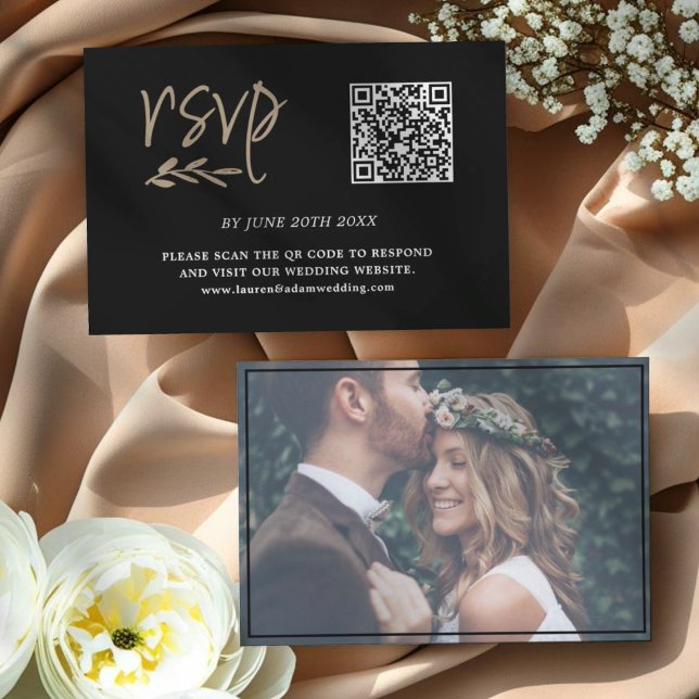 Simple Moderno Código QR Negro y Dorado RSVP  (Subido por el creador)