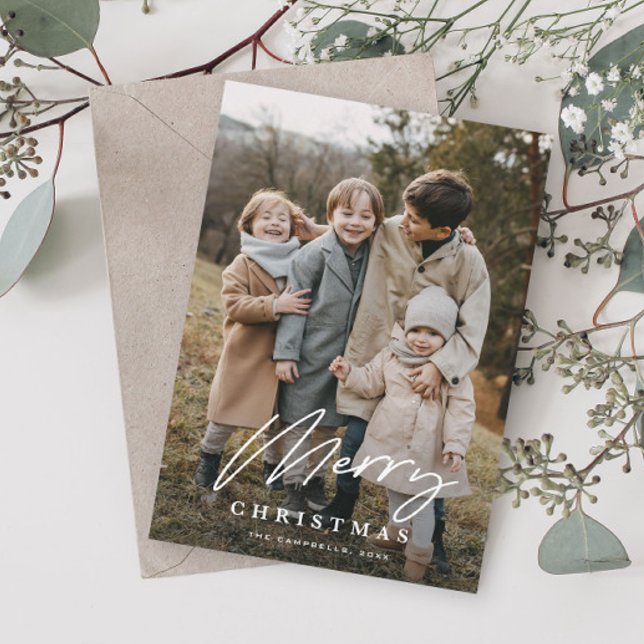 Simple Script 3 Foto Feliz Navidad (Simple Script Photo Christmas Holiday Card with elegant typographic overlay.)