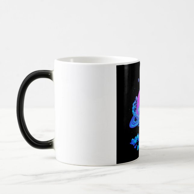 Sips espaciales: Explora el universo con cada taza (Izquierda)