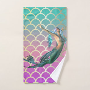 Sirena de Moda en Escamas de Cola de Sirena
