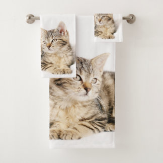 Sistema de la toalla del cuarto de baño del gatito