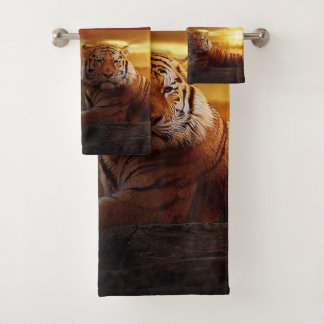 Sistema de la toalla del cuarto de baño del tigre
