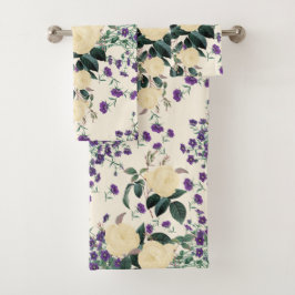 Sistema púrpura de la toalla de baño de