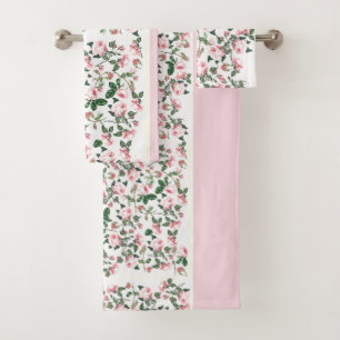 Sistema rosado de la toalla de baño de las flores