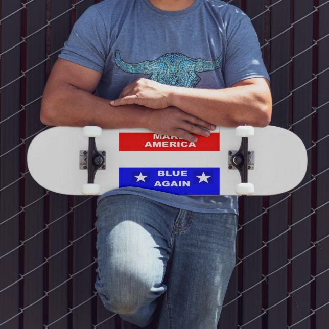 Skateboard (Exterior 3)