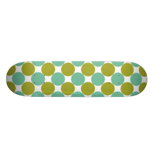 Skateboard Aceituna retra y puntos verdes
