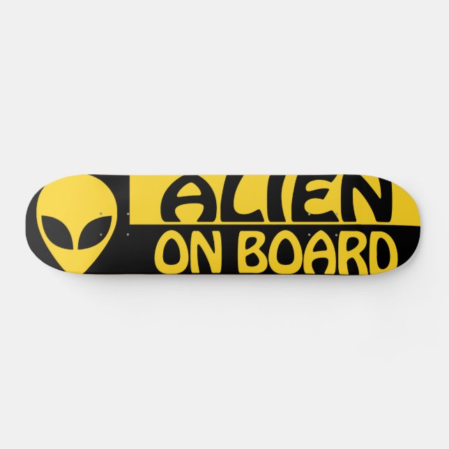 SKATEBOARD ALIEN A BORDO (Horz)