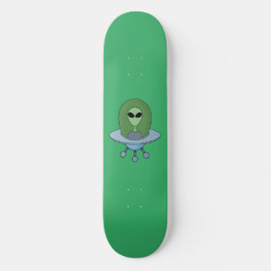 Skateboard Alien en su pequeña nave espacial