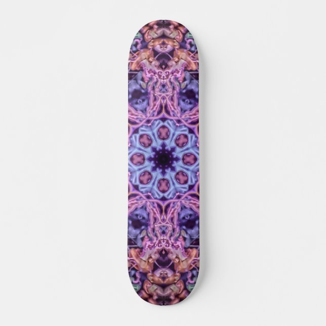 Skateboard Alien Purple Psychedelic Kaleidoscopic Mandala (Anverso )